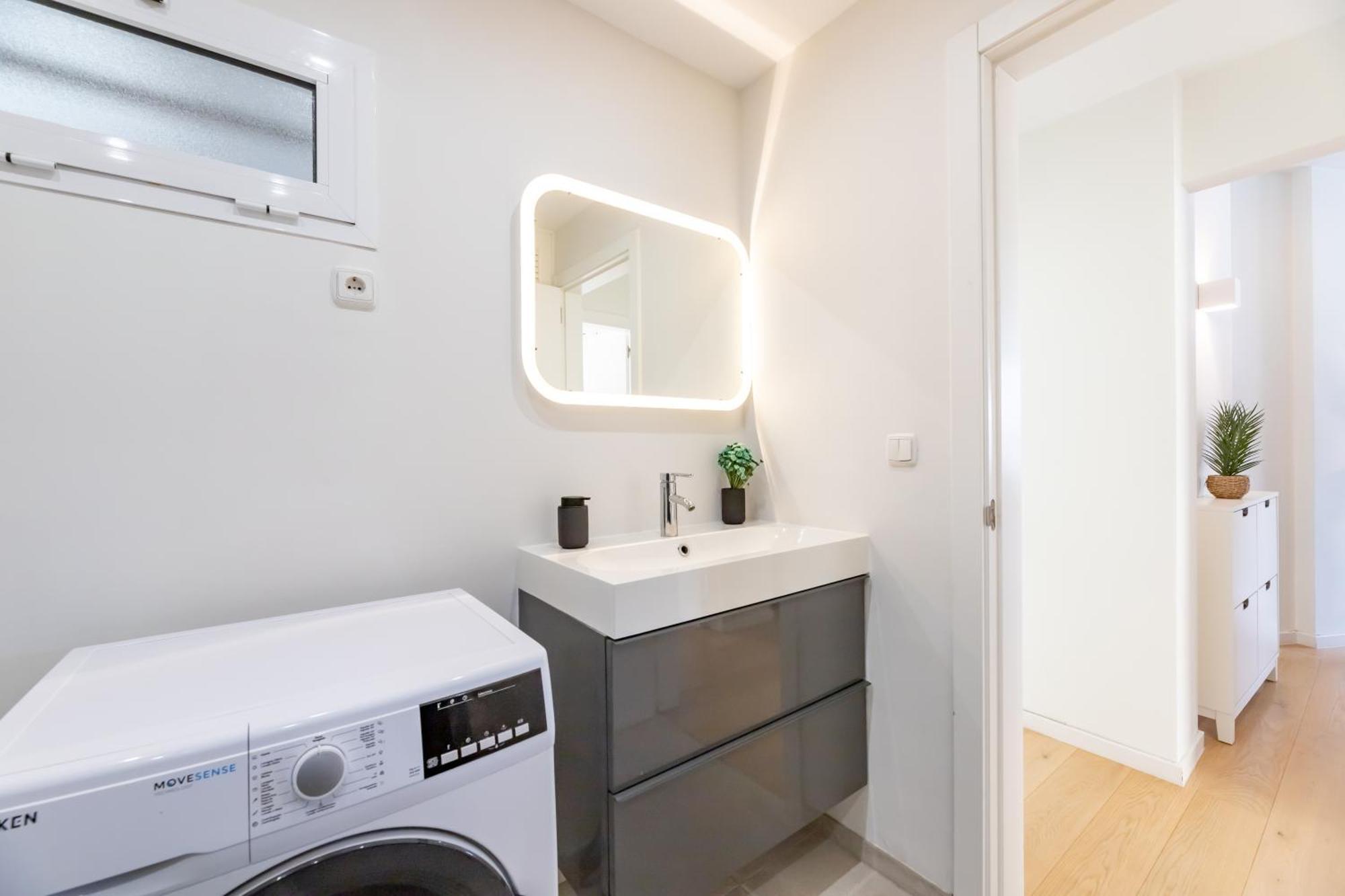 Stylish 2bd In The Centre 10 Minutes Away From The Appartement