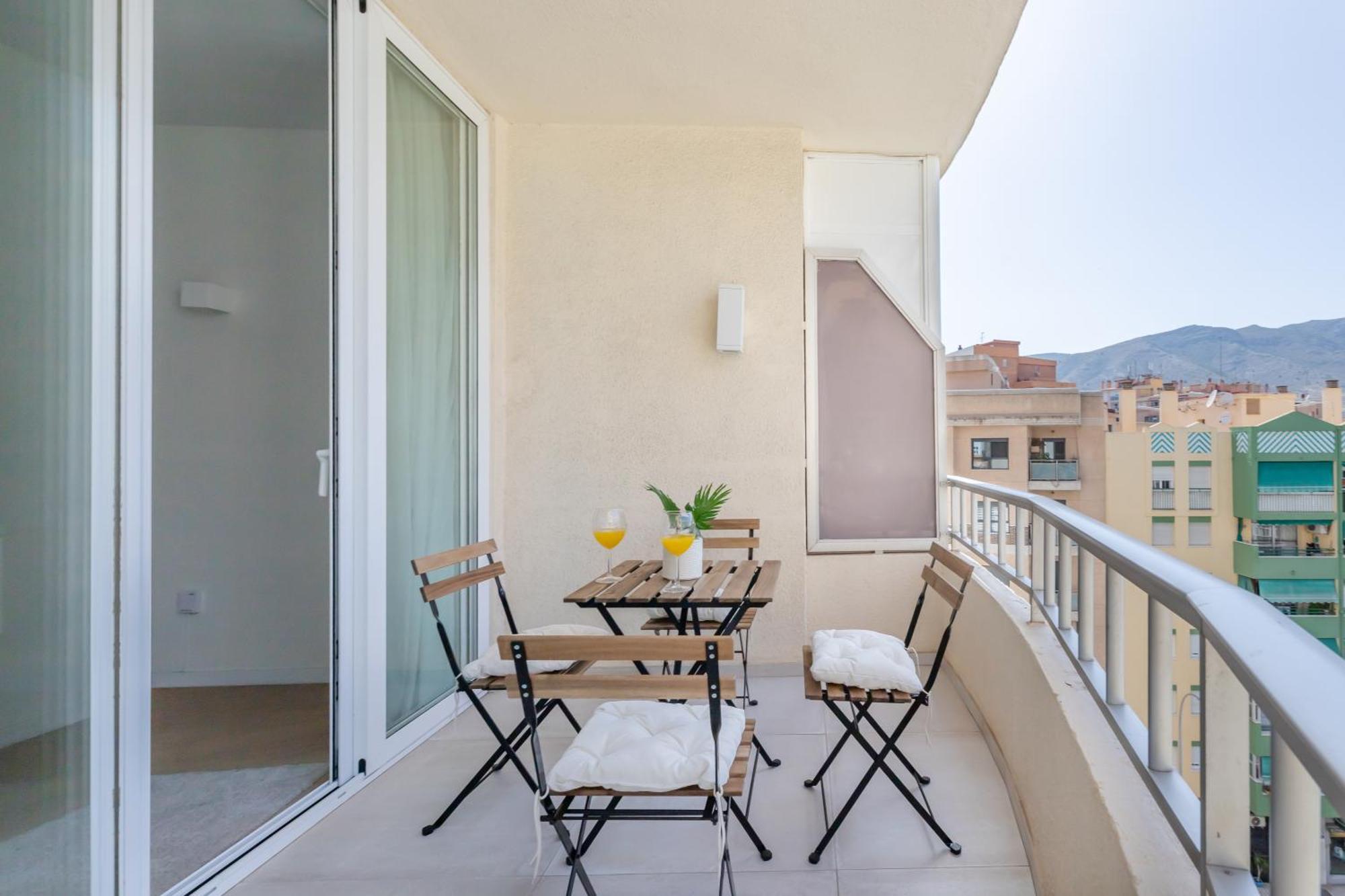 Stylish 2bd In The Centre 10 Minutes Away From The Appartement Torremolinos